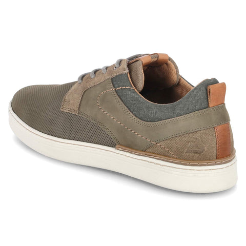 Low-Top Sneaker