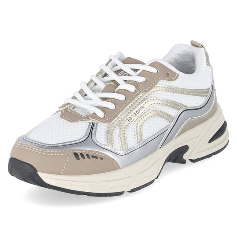 Low-Top Sneaker