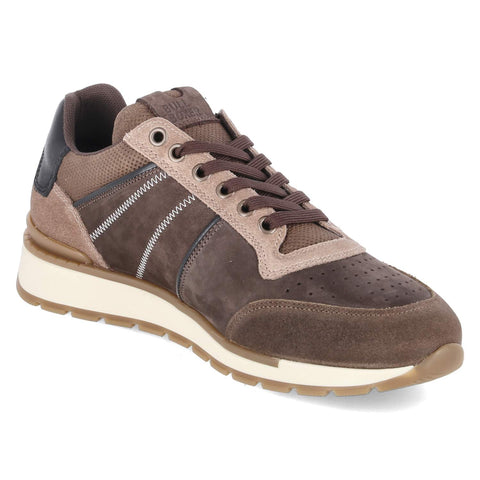 Low-Top Sneaker