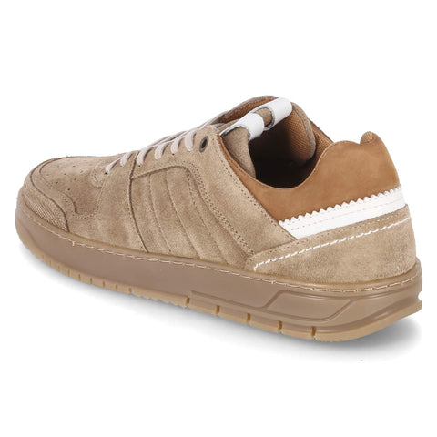 Low-Top Sneaker