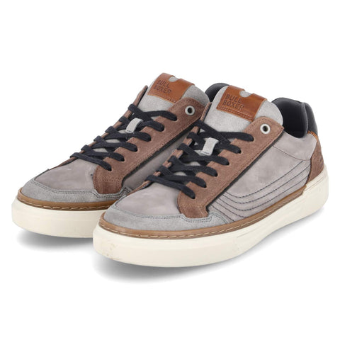 Low-Top Sneaker