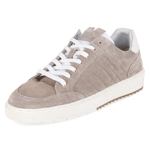 Low-Top Sneaker