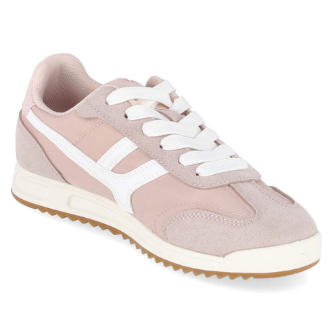 Low-Top Sneaker