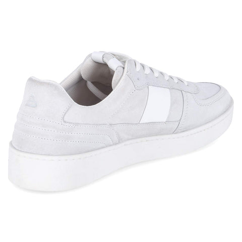 Low-Top Sneaker