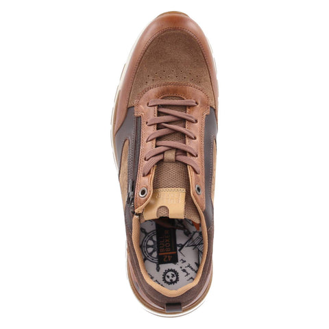 Low-Top Sneaker