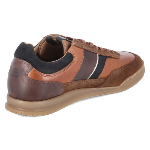 Low-Top Sneaker