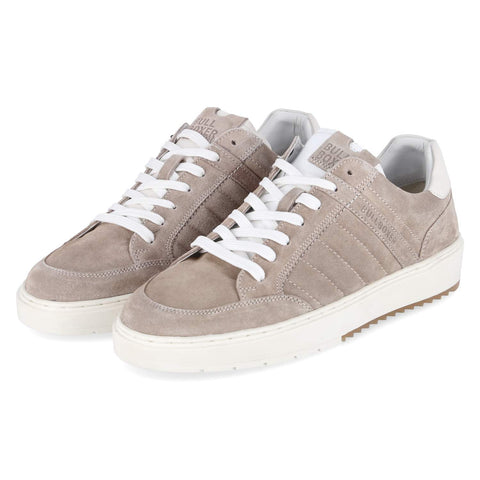 Low-Top Sneaker