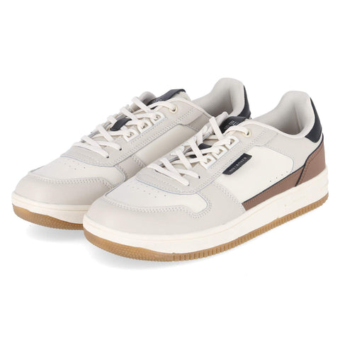 Low-Top Sneaker