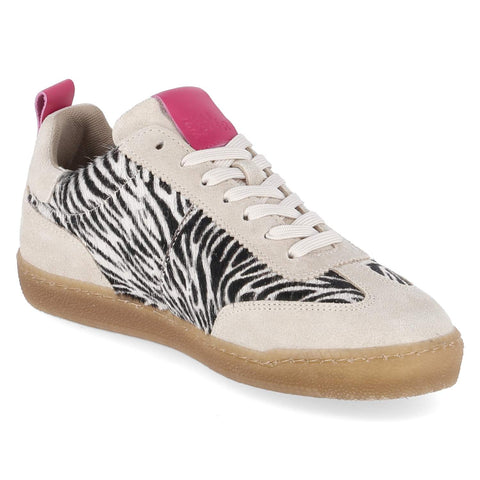 Low-Top Sneaker
