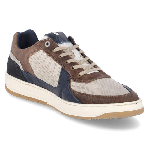 Low-Top Sneaker