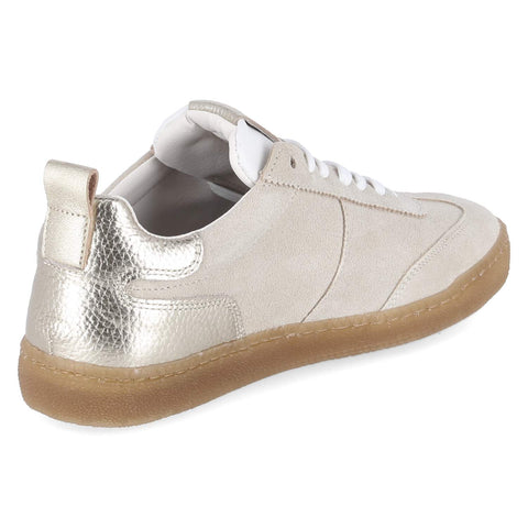 Low-Top Sneaker