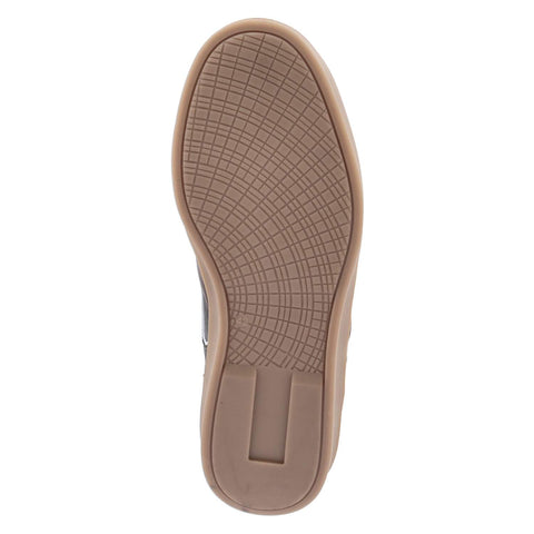 Low-Top Sneaker
