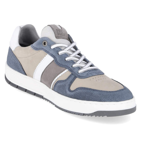Low-Top Sneaker