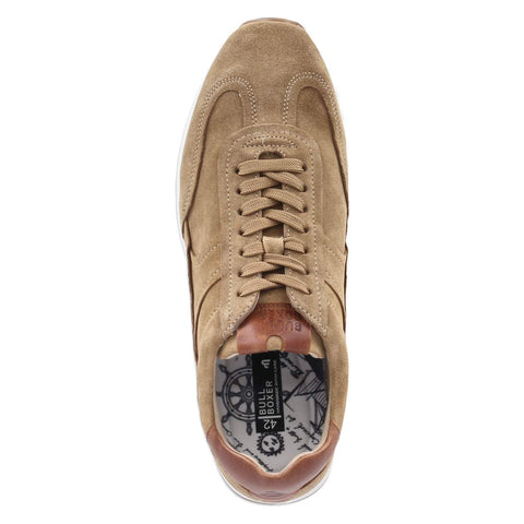 Low-Top Sneaker