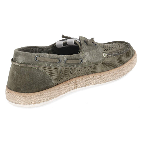 Boat shoes