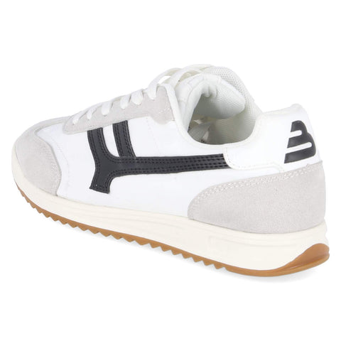 Low-Top Sneaker