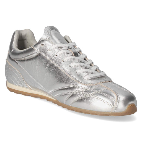 Low-Top Sneaker