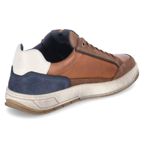 Low-Top Sneaker