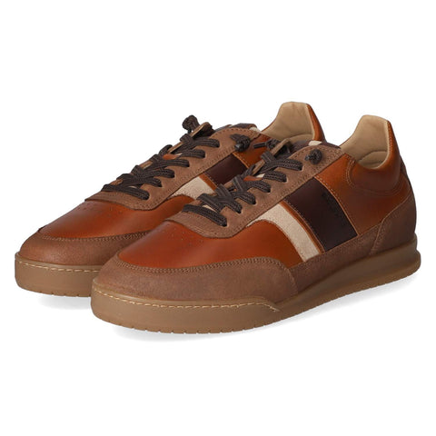 Low-Top Sneaker