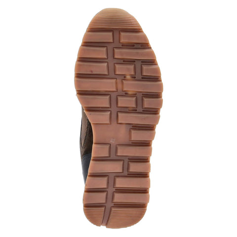 Low-Top Sneaker