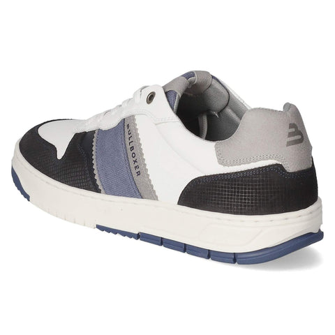 Low-Top Sneaker