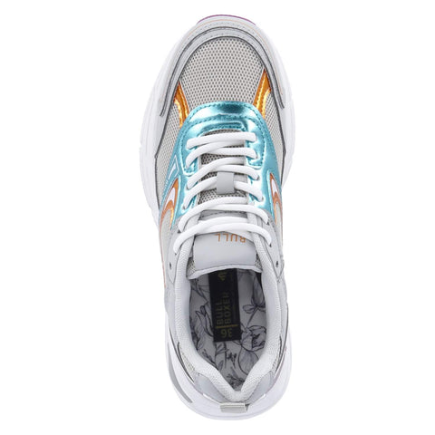 Low-Top Sneaker