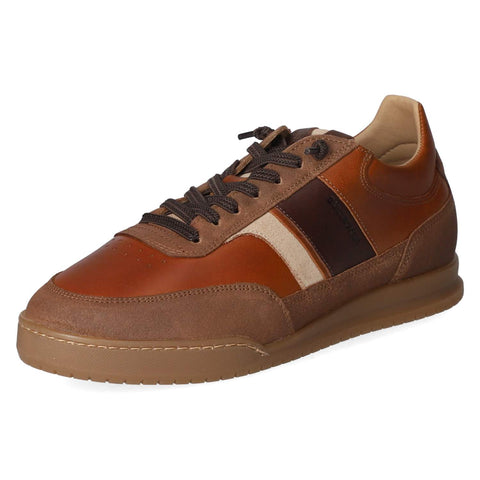 Low-Top Sneaker